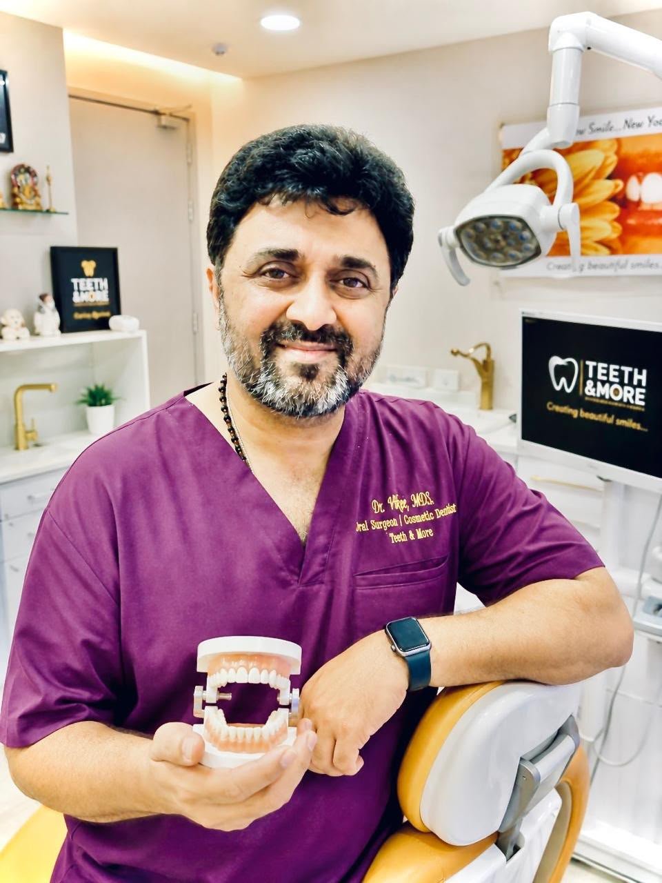 Dr Vikee Singh